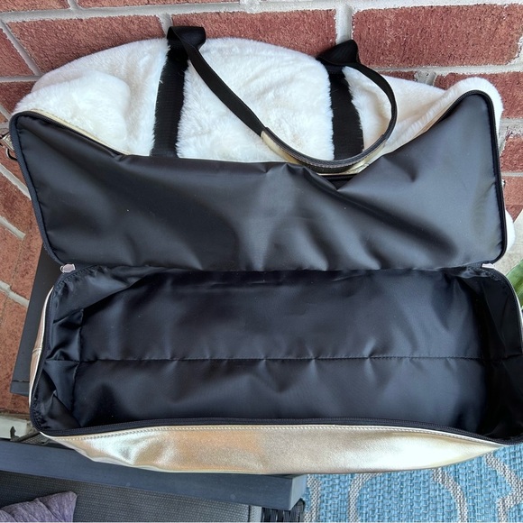 G.I.L.I. Weekender Bag Faux Shearling & Metallic Gold Duffel - Picture 7 of 10